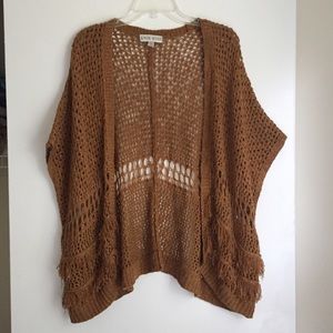 Knox Rose Poncho Top